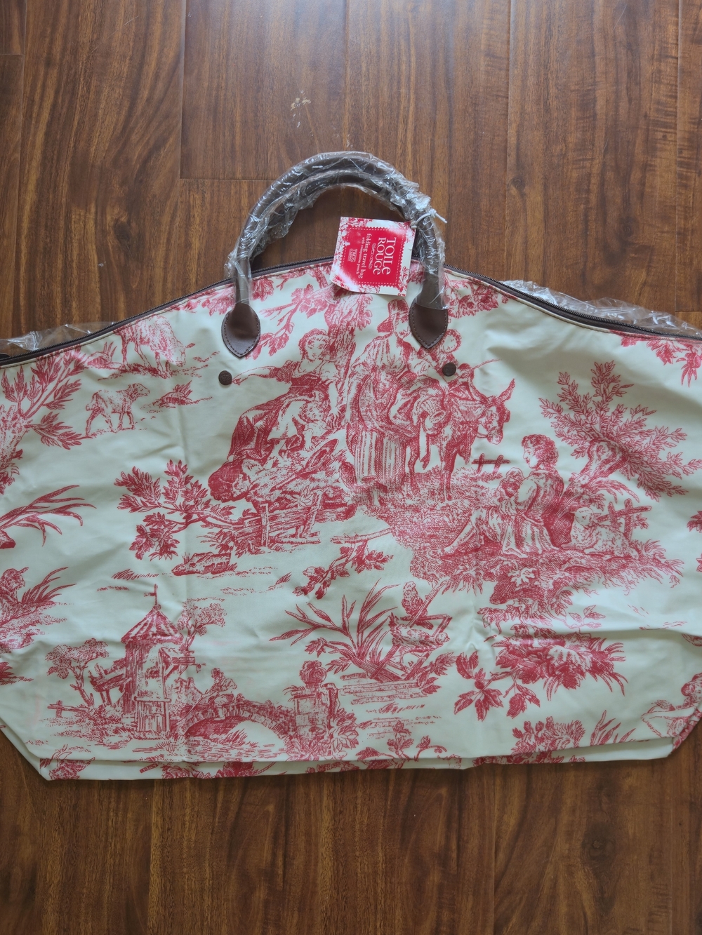 NWT Two's Company Toile Rouge Travel Tote Bag Red Cream